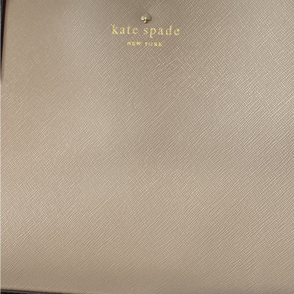 Genuine Kate Spade Handbag - Picture 3 of 9